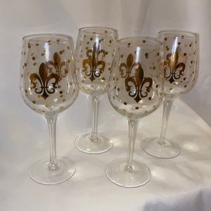 Set of 4 Fleur de lis Wine Hand Blown Glasses